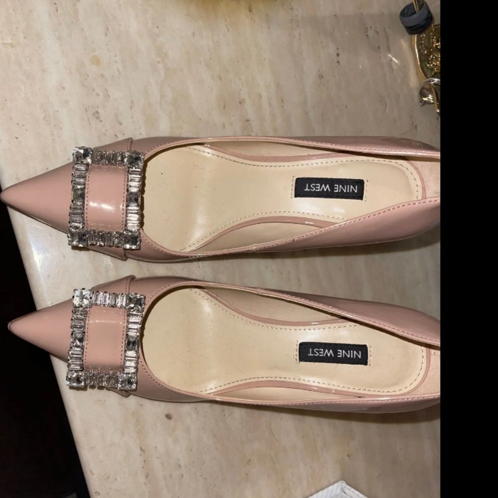 Nine west nude heels pointy kitten